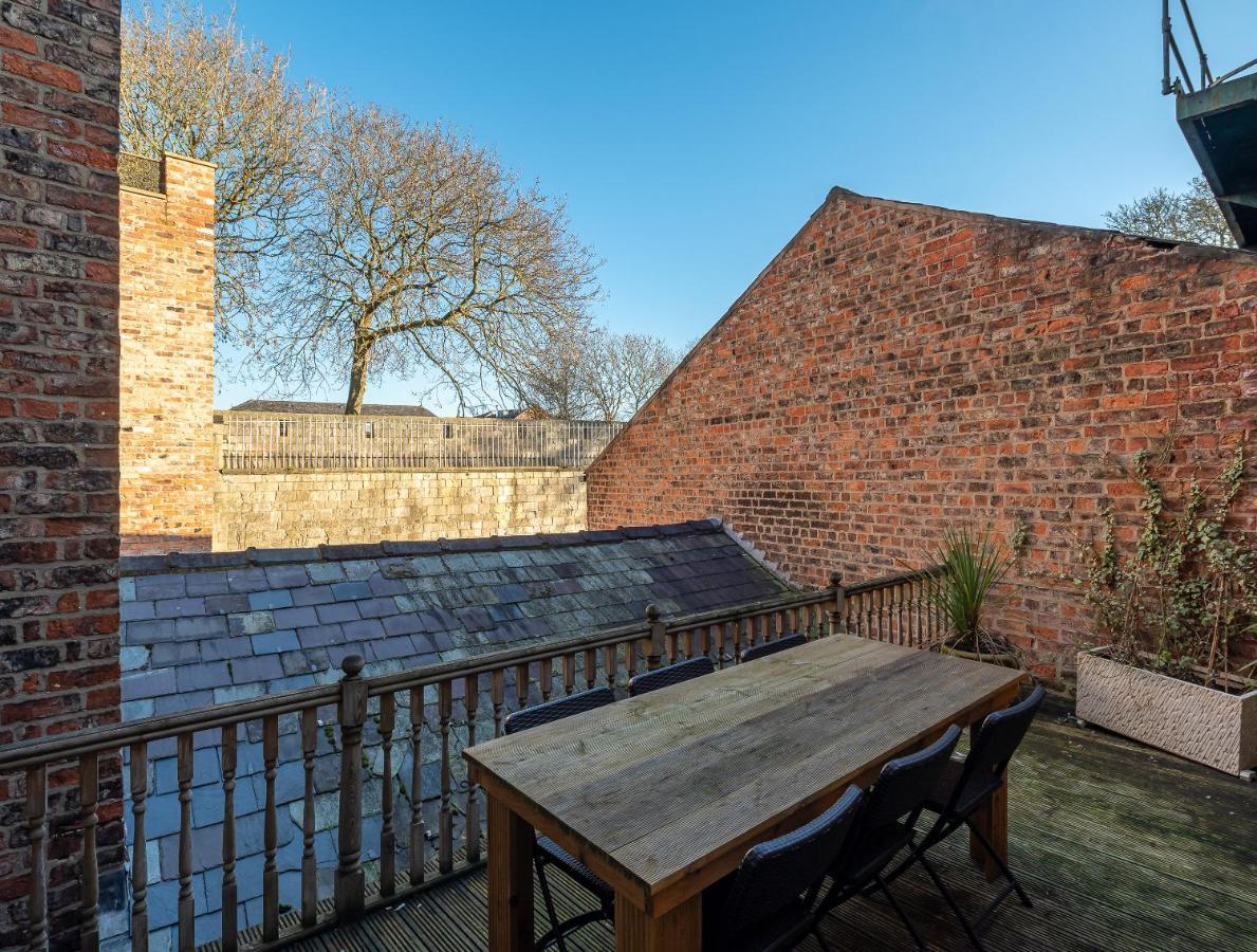 Roman Walls View York Zewnętrze zdjęcie